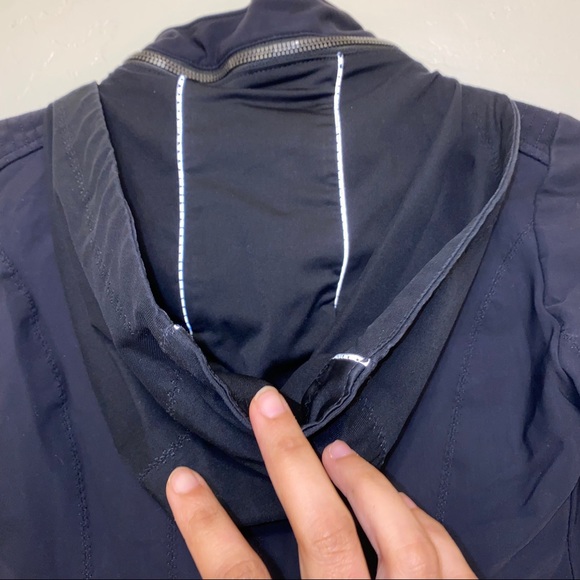 Lululemon Bust A Move Jacket - Picture 9 of 10